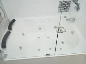 Jetted tub - San San Andrés Dream House 5 by BBBSAI (San Andrés)