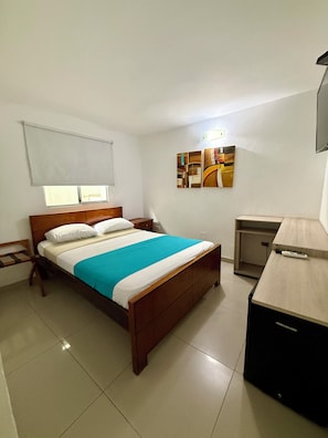 Minibar, lits pliants/supplémentaires, Wi-Fi gratuit, draps fournis