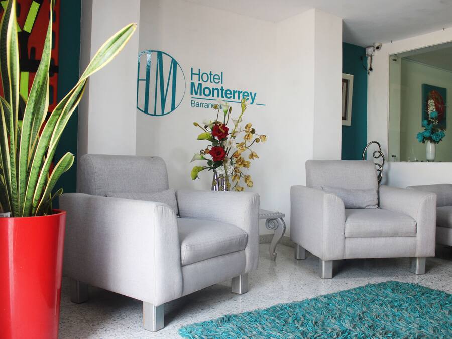 32-inch plasma TV with cable channels, TV