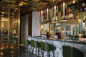 Bar (en la propiedad)
