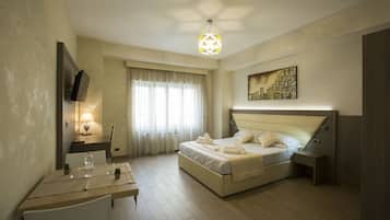 Double or Twin Room, Balcony | Minibar, in-room safe, desk, soundproofing