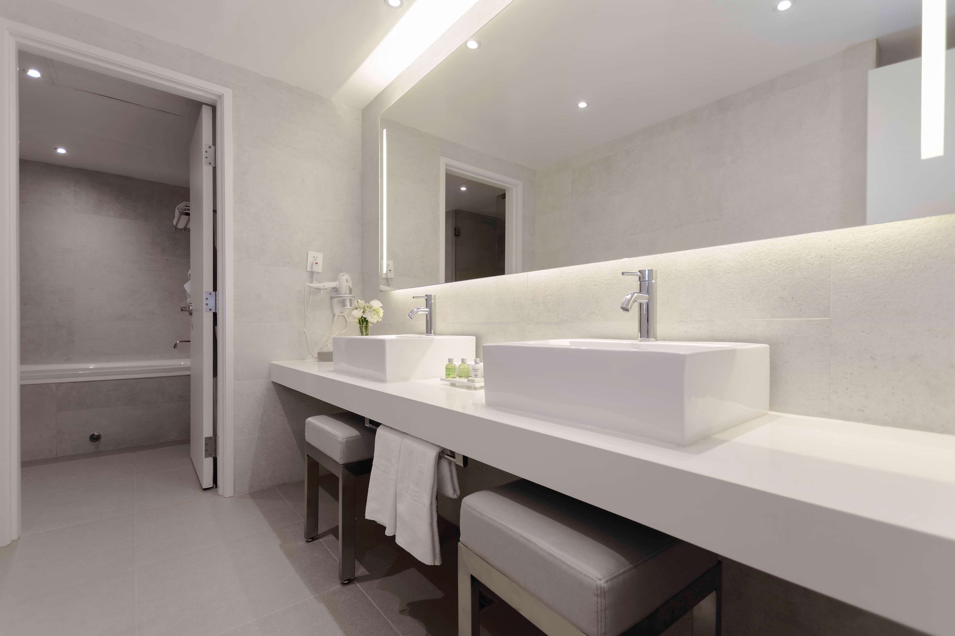 shower, rainfall showerhead, eco-friendly toiletries, hair dryer