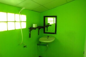 Quarto básico | Quartos à prova de som, camas extras/dobráveis (sobretaxa)