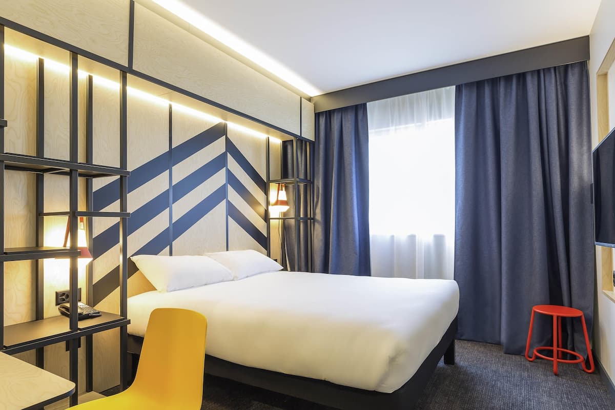 In-room safe, desk, soundproofing, free cots/infant beds
