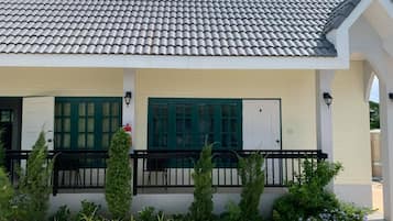 Standard-Bungalow | Balkon