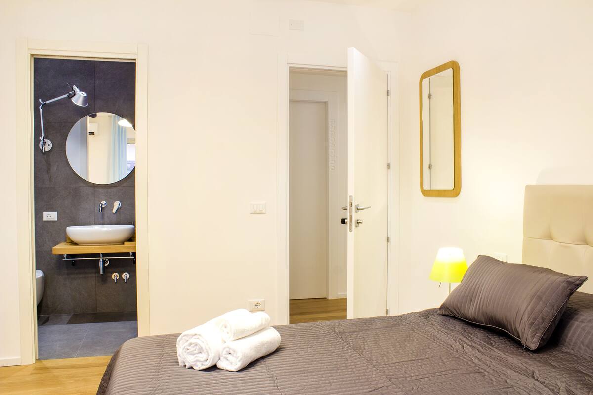 Junior Suite | Premium bedding, minibar, in-room safe, desk