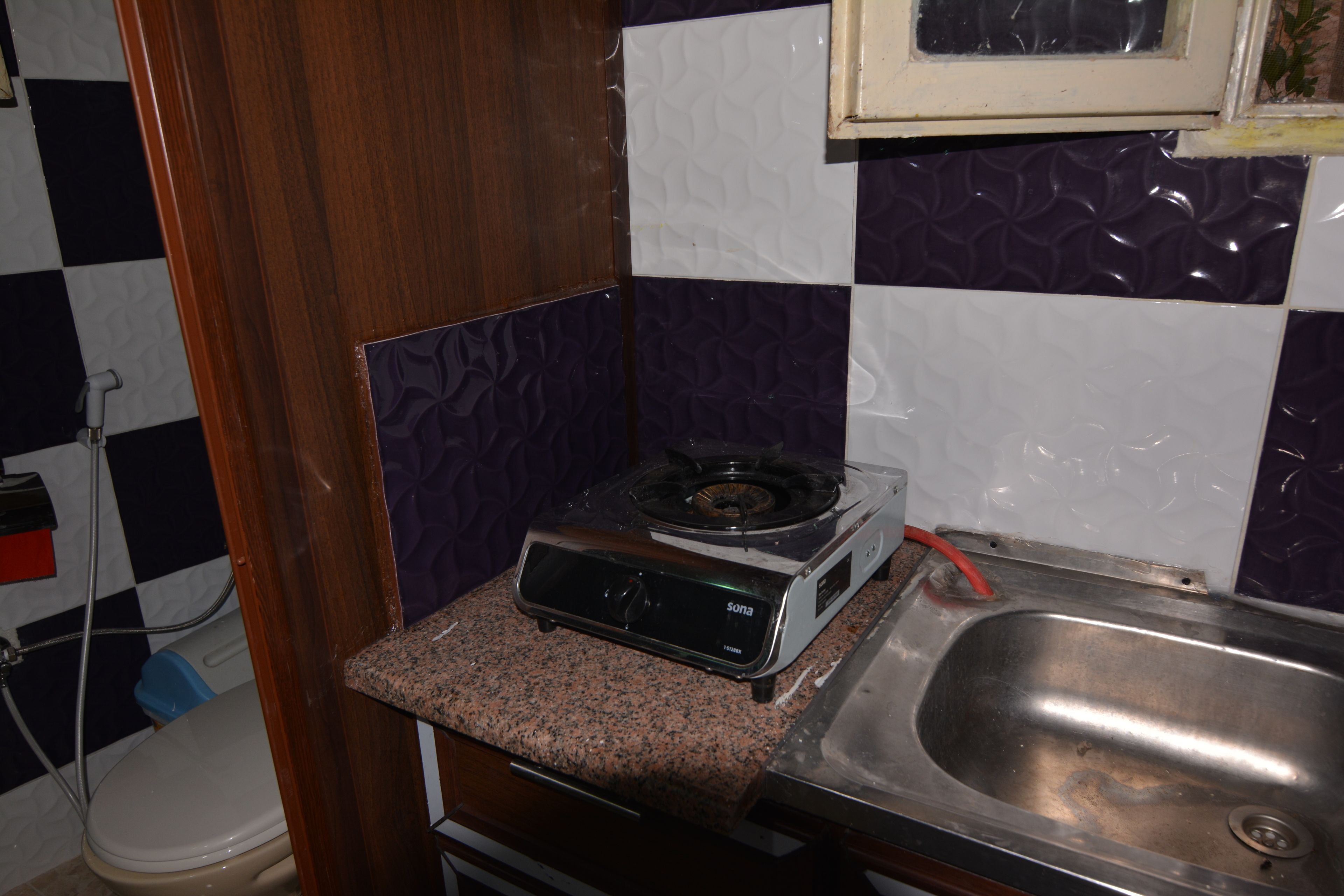 雪櫃、爐具、咖啡機/沖茶器、廚房用具/餐具/器皿