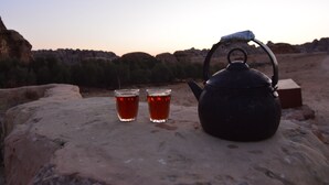 الطعام والشراب