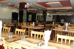 Bao gồm bữa sáng kiểu Âu hàng ngày 