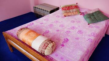 1 bedroom, in-room safe, individually furnished, desk