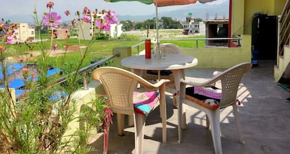 Everest Home Stay Apartment