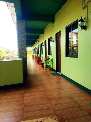 基本客房 | 露台/庭院