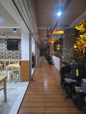 Breakfast, lunch, dinner served; local cuisine 