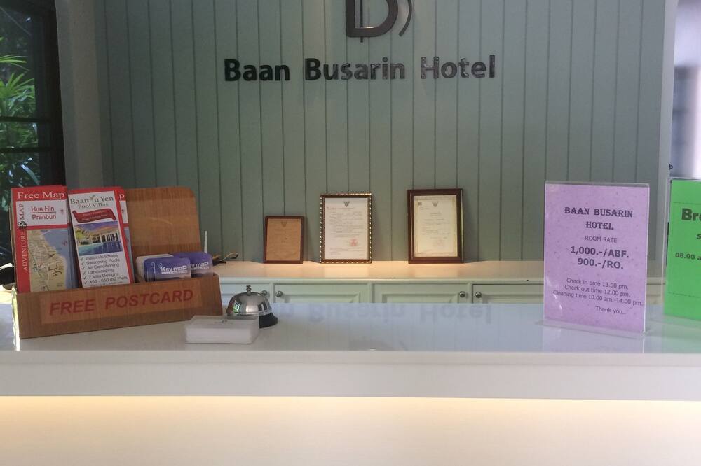 Baan Busarin Hotel