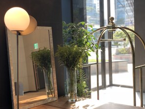 Interior entrance - The State Sunyu Hotel (Seoul)