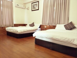 Family Room, 2 Double Beds
