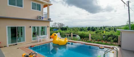 3-Bedroom Pool Villa