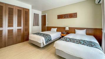 PLAGE | Free WiFi, bed sheets