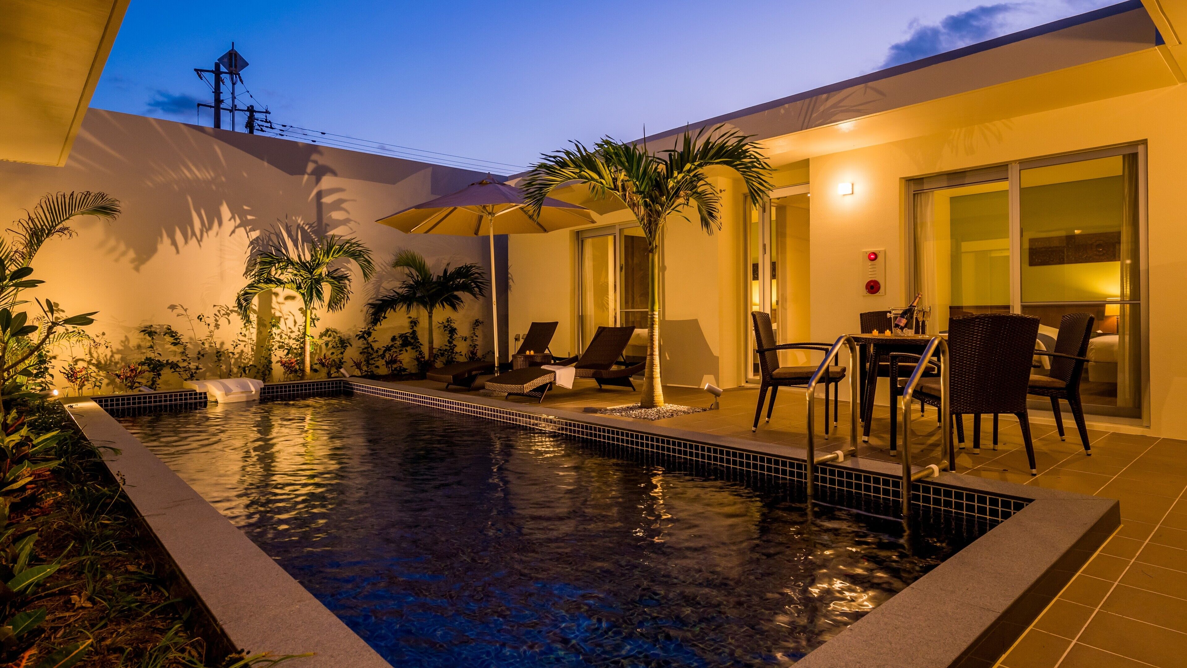 Pool | Outdoor pool
