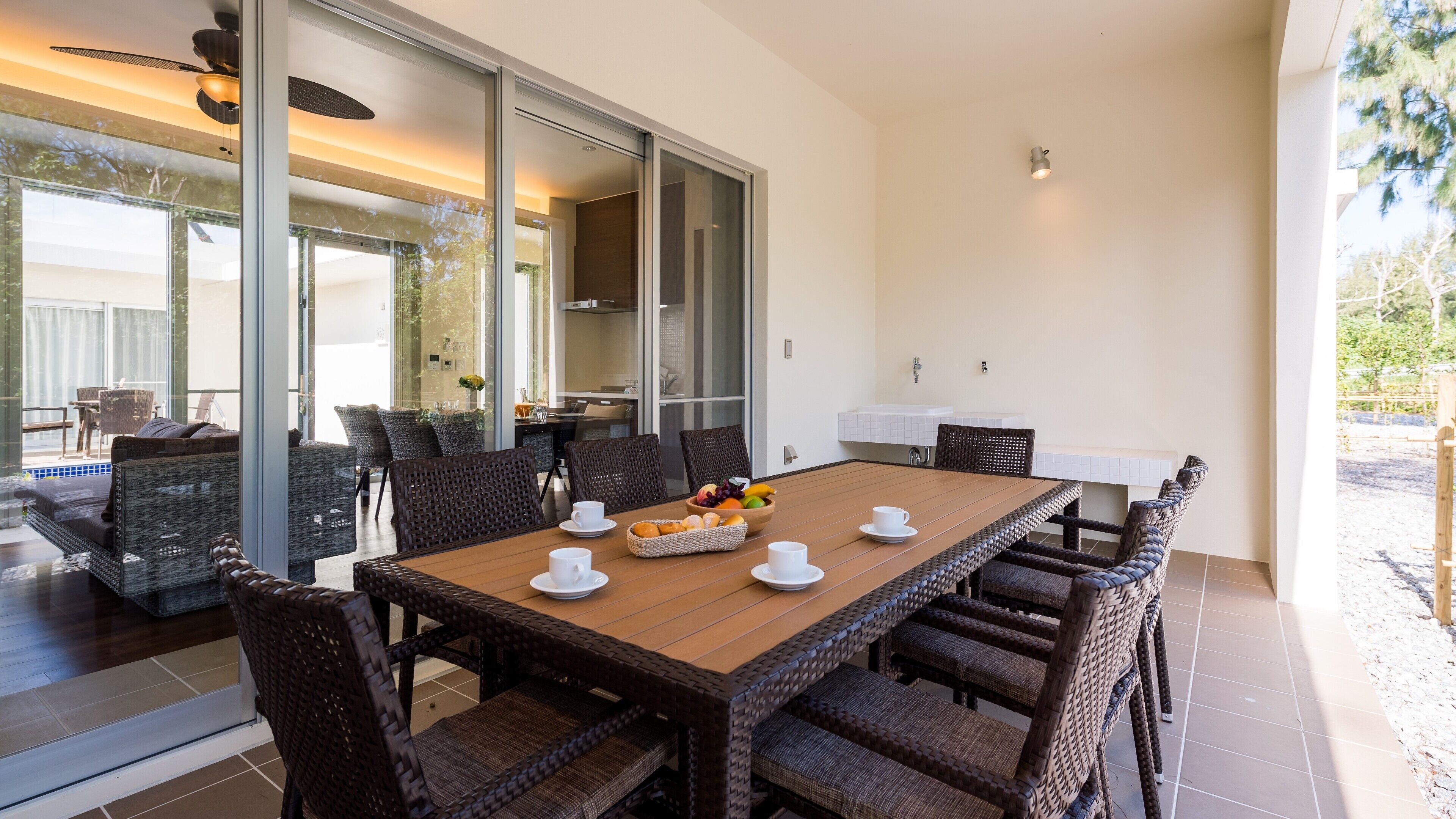 LOTUS | 露台/庭院