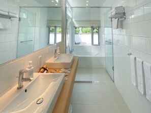 PLAGE | Bathroom - Ahman Suite Villa Sumuide (Nago)