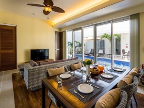 Living area - Ahman Suite Villa Sumuide (Nago)