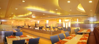 Hotel DSF GRand PLazas