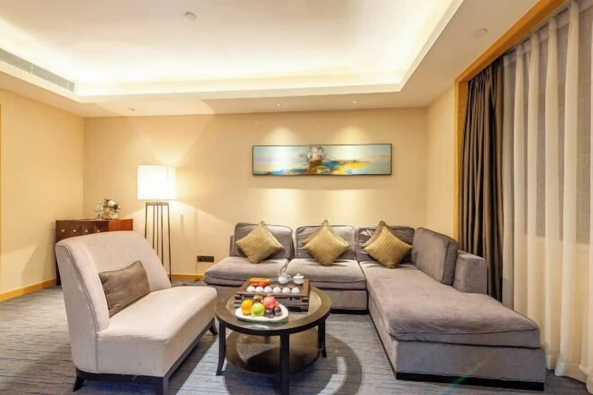 Living area | TV