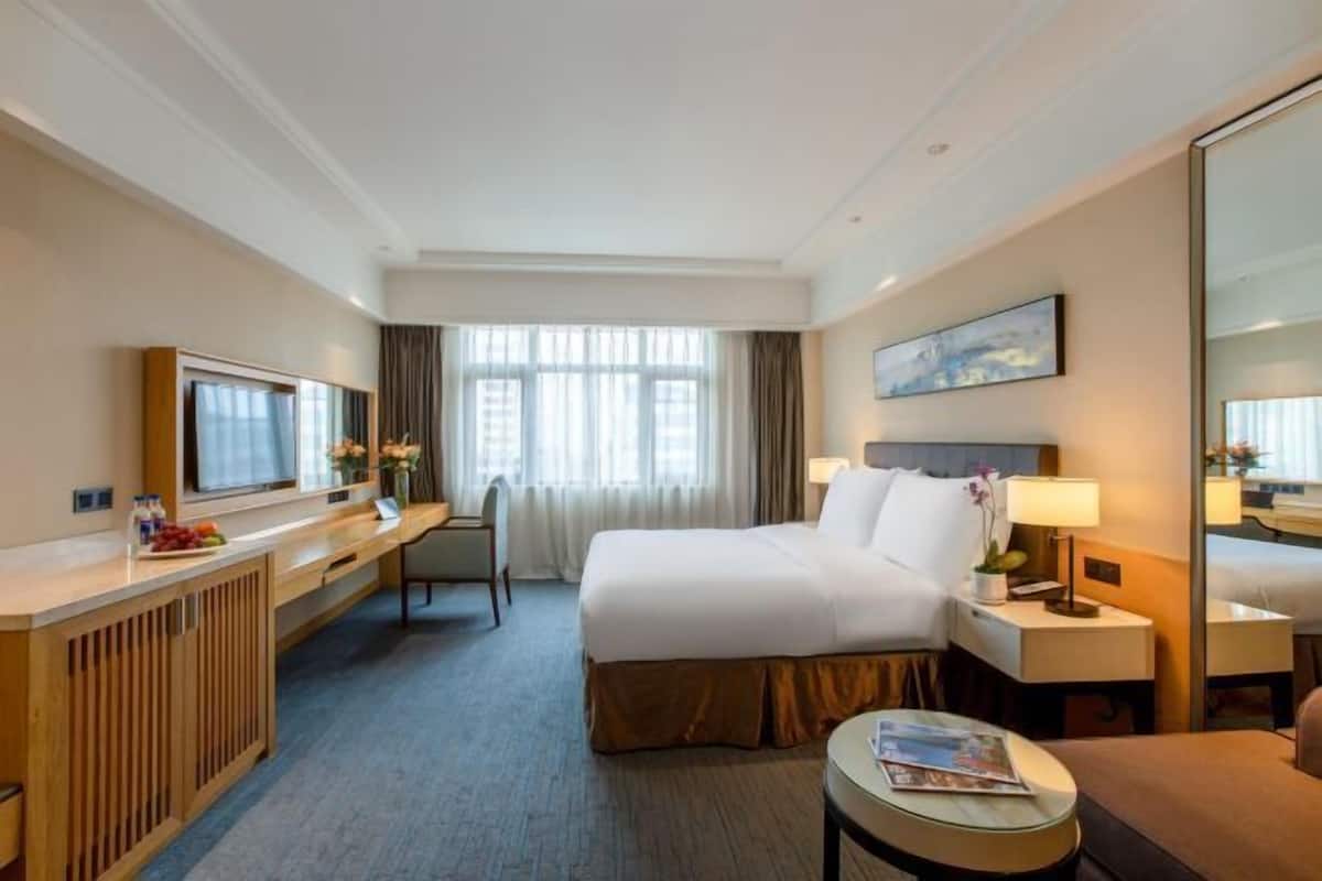 In-room safe, desk, blackout curtains, soundproofing