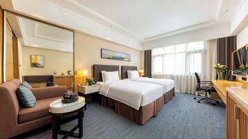 Deluxe Twin Room | In-room safe, desk, blackout drapes, soundproofing