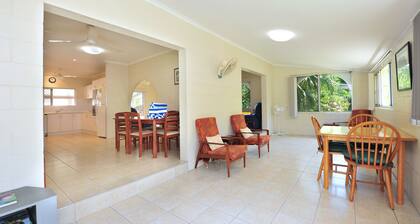 Seascape Holidays - 53 Reef Street