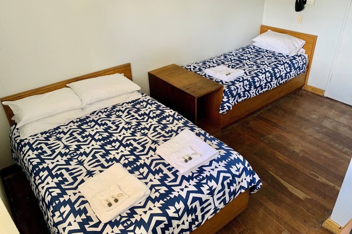 Quarto triplo básico | Roupa de cama