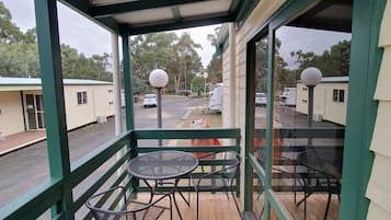 Family Cabin | Terrace/patio