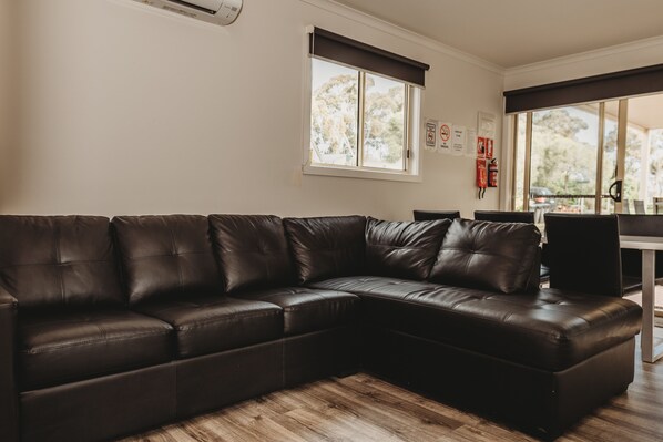 Deluxe Cabin, 3 Bedrooms, Non Smoking