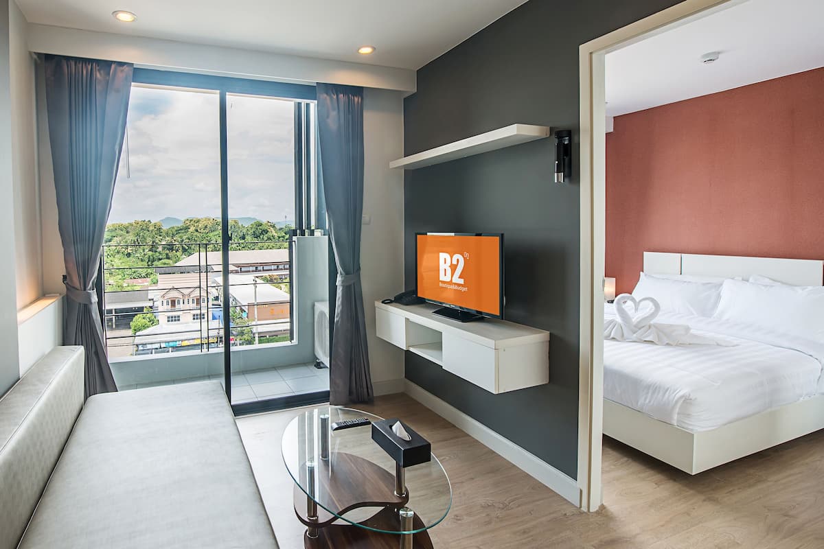 In-room safe, desk, free WiFi, bed sheets