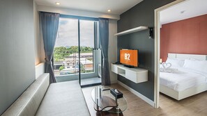 In-room safe, desk, free WiFi, bed sheets
