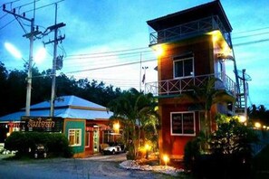 Chi tiết ngoại thất