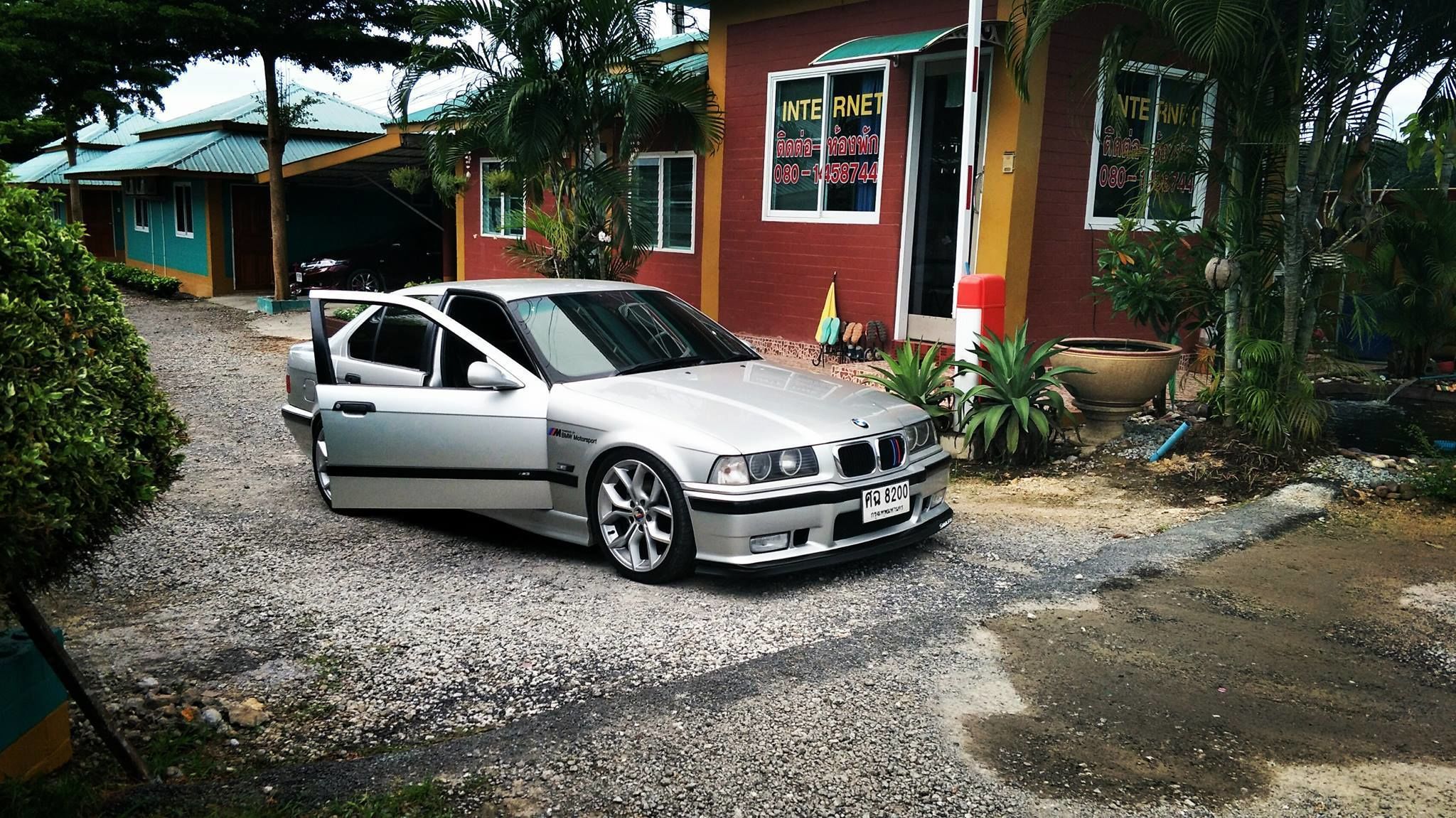 ฝ่ายต้อนรับ