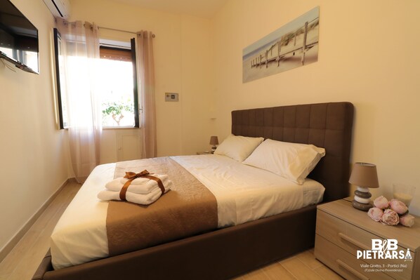 Chambre Double Confort, salle de bains privée