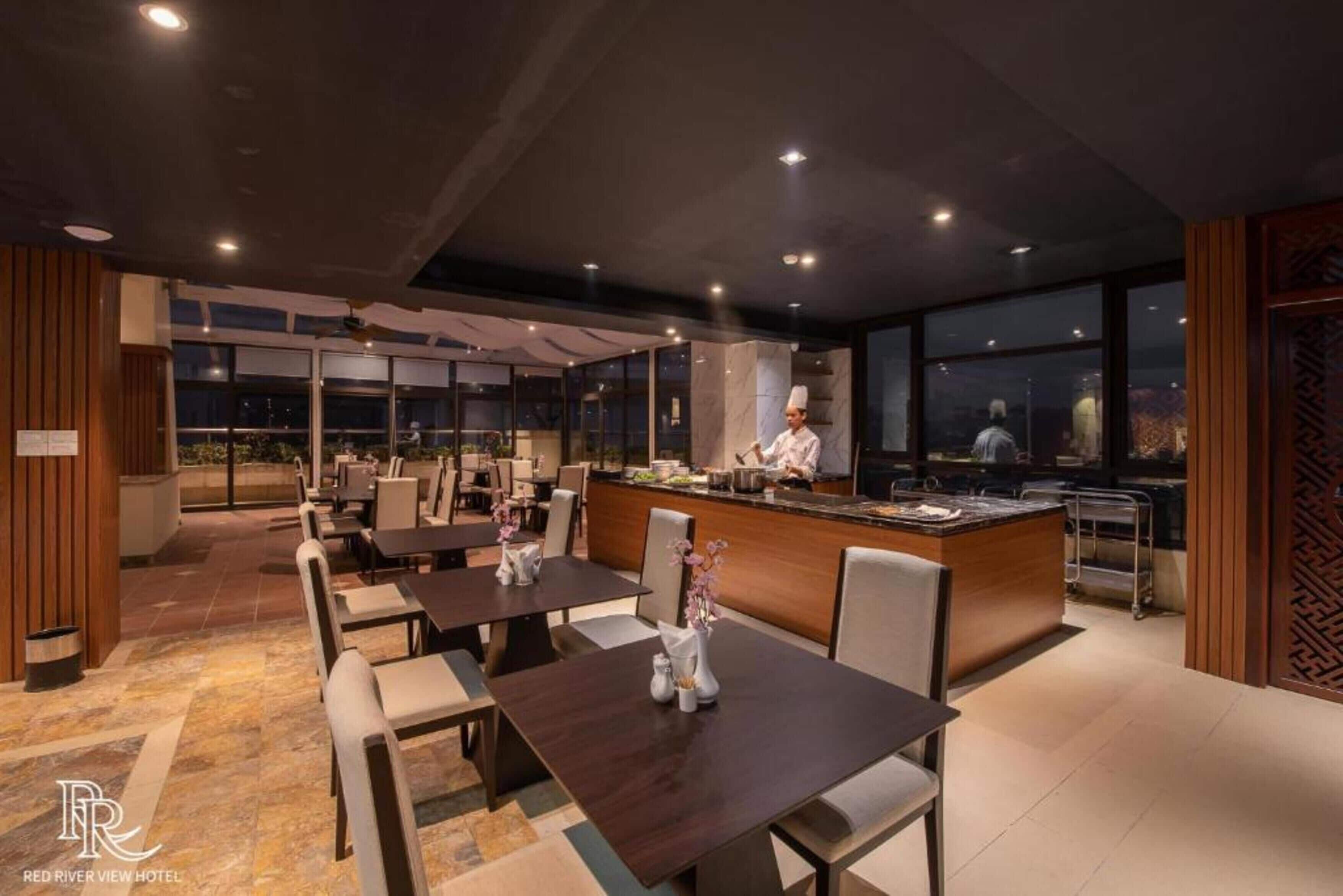 Photo - Red River View Hotel