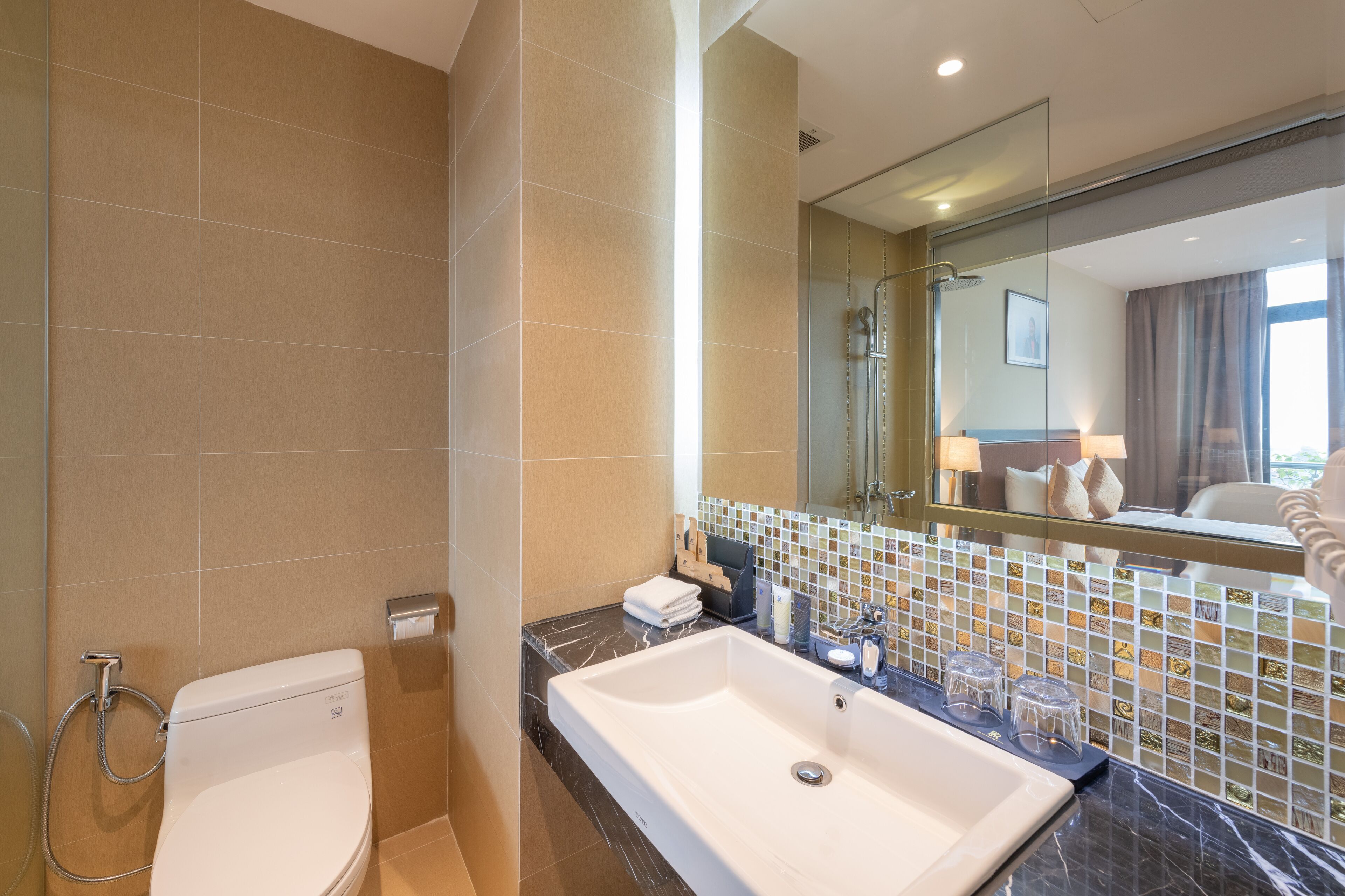 Photo - Red River View Hotel