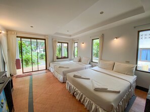 Quadruple Room | In-room safe, iron/ironing board, free WiFi - Samui Honey Backpacker Bungalow (Koh Samui)