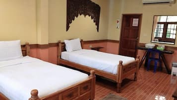 Deluxe Twin Room | Free WiFi