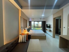 Deluxe Double Room | Individually decorated, blackout drapes, rollaway beds, free WiFi