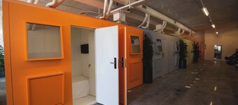 Bed and Boarding - Hostel