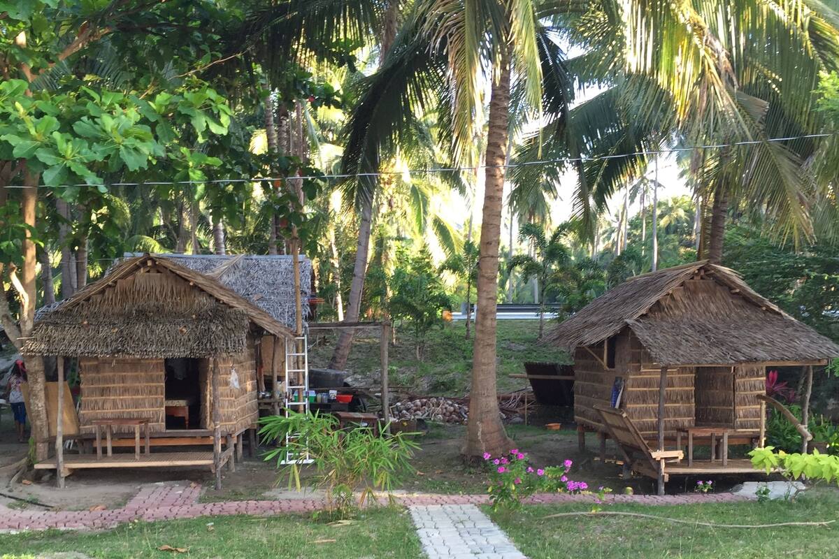 Habitación (Nipa Hut) | Escritorio