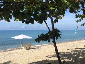 Private beach, white sand, beach massages, snorkelling