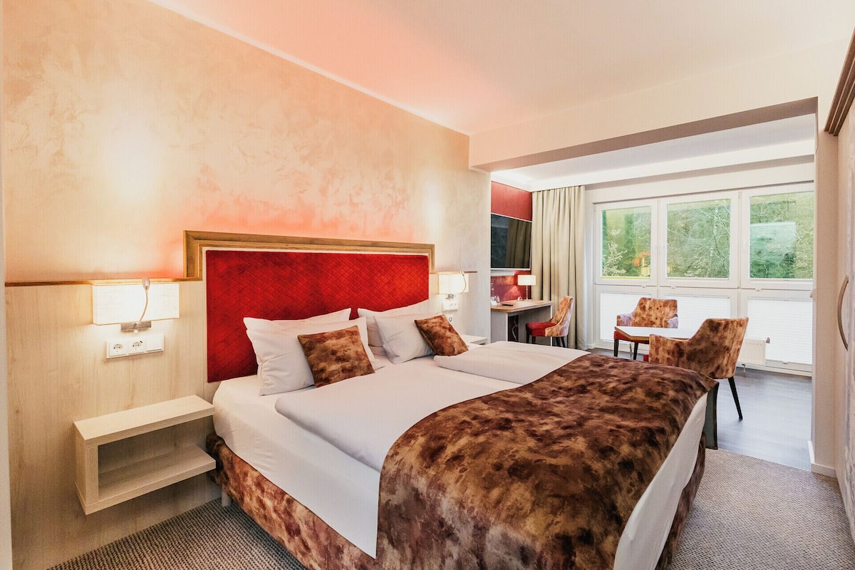 Deluxe-Doppelzimmer | Schreibtisch, schallisolierte Zimmer, kostenloses WLAN