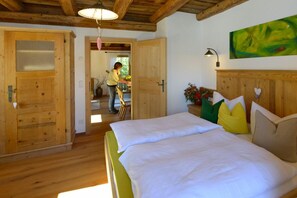 ดีลักซ์อพาร์ทเมนท์, เตียงควีนไซส์ 2 เตียง, ห้องครัว, วิวภูเขา | สิ่งอำนวยความสะดวกในห้องพัก