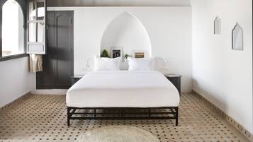 1 habitación, escritorio, wifi gratis y ropa de cama